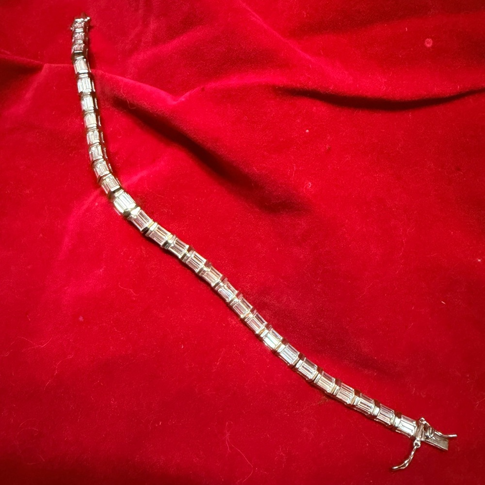 Elegant Silver Bracelet baguette Cz stones